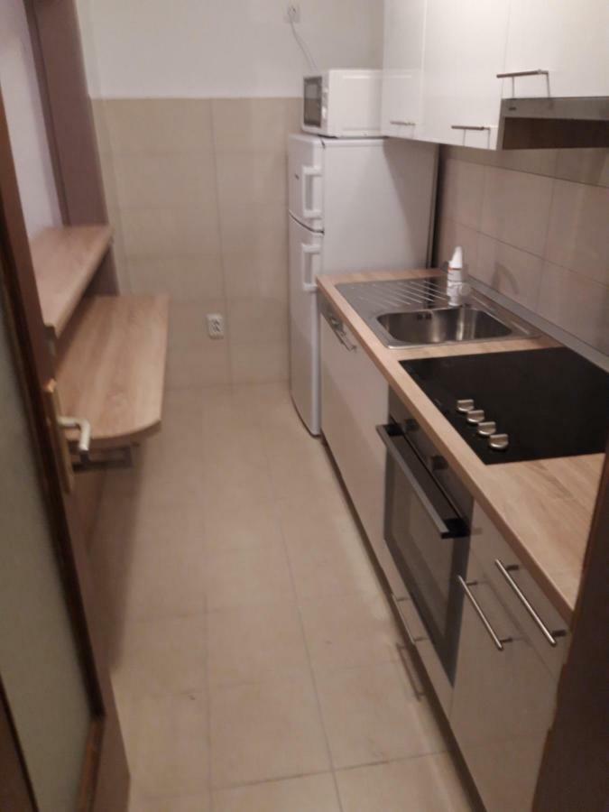 Apartman Centros Osijek Buitenkant foto
