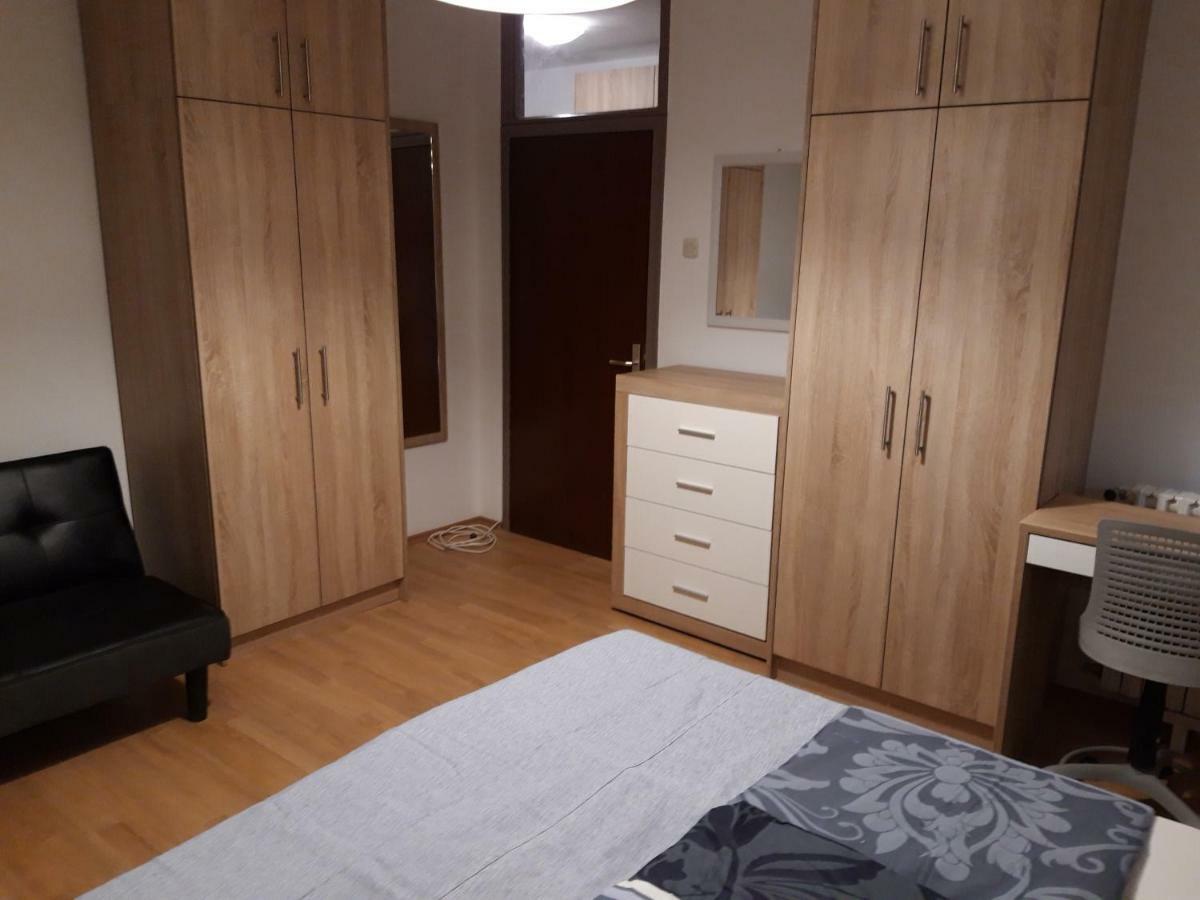 Apartman Centros Osijek Buitenkant foto